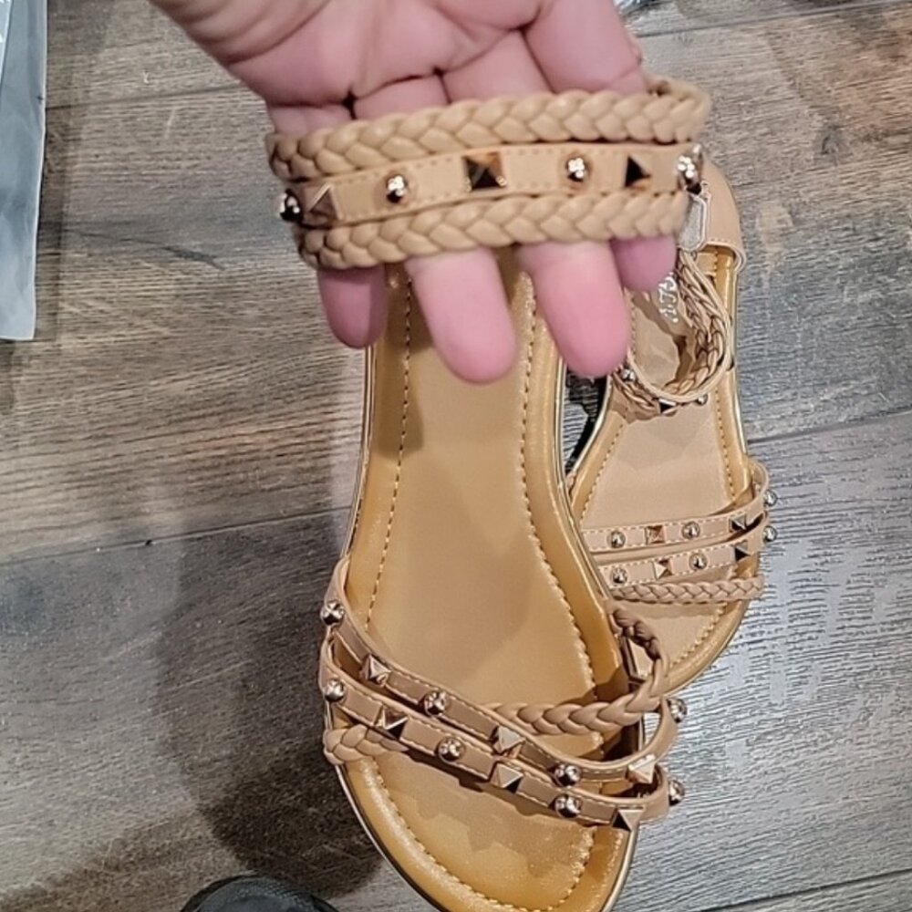 Sandals - Picture 8 of 10